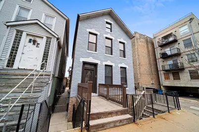 1363 W Walton Street, Chicago, IL 60642 - Photo 1