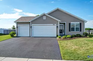 2215 Truman Trail, McHenry, IL 60051 - Photo 1