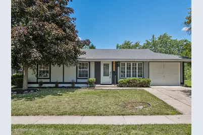 622 Pleasant Place, Streamwood, IL 60107 - Photo 1