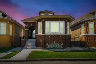 8342 S Green St, Chicago, IL 60620 - Photo 1