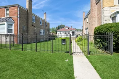 6612 N Mozart Street, Chicago, IL 60645 - Photo 1