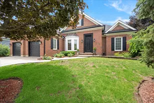 4101 St Andrews Ct, Saint Charles, IL 60174 - Photo 1