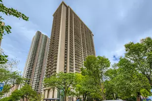 6007 N Sheridan Rd, Chicago, IL 60660 - Photo 1