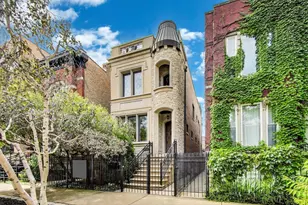 2011 W Huron St, Chicago, IL 60612 - Photo 1