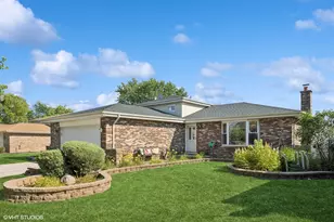 8437 167th St, Tinley Park, IL 60487 - Photo 1