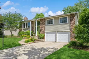 3725 Lexington Dr, Hoffman Estates, IL 60192 - Photo 1