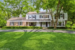 1076 Old Barn Ln, Lake Forest, IL 60045 - Photo 1