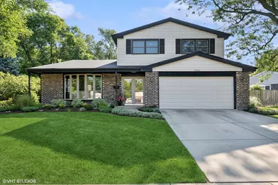 3307 N Page Street, Arlington Heights, IL 60004 - Photo 1