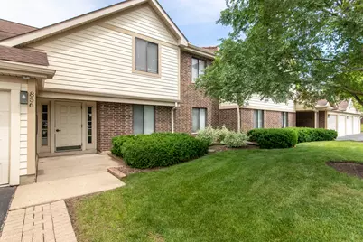 856 E Coach Road #1, Palatine, IL 60074 - Photo 1