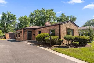 2125 Collett Ln, Flossmoor, IL 60422 - Photo 1