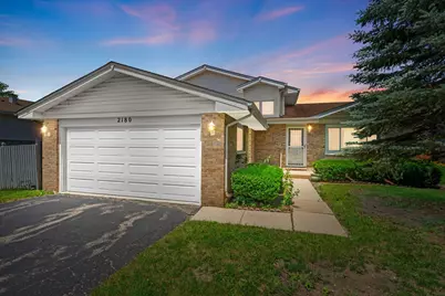 2180 Newport Circle, Hanover Park, IL 60133 - Photo 1