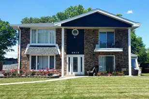 8818 W 85th St, Justice, IL 60458 - Photo 1