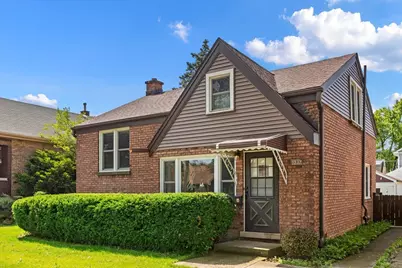 9539 Lexington Avenue, Brookfield, IL 60513 - Photo 1