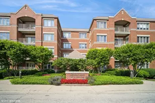 1660 1st St, Highland Park, IL 60035 - Photo 1