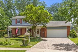 7011 Sierra Ct, Darien, IL 60561 - Photo 1