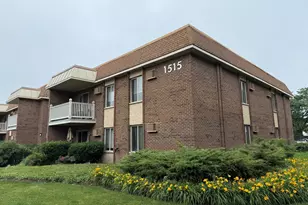 1515 E Churchill Dr, Palatine, IL 60074 - Photo 1