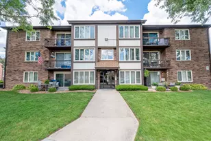 4948 Circle Ct, Crestwood, IL 60418 - Photo 1