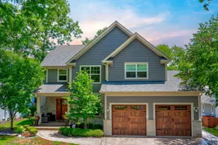 624 7th Ave, Libertyville, IL 60048 - Photo 1