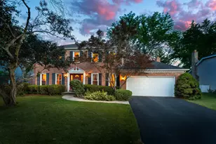 1208 Sunnybrook Dr, Naperville, IL 60540 - Photo 1