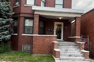 7053 S Eberhart Ave, Chicago, IL 60637 - Photo 1