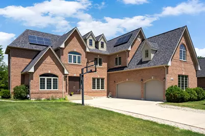 4146 Cardinal Court, Northbrook, IL 60062 - Photo 1