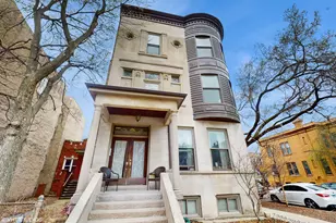 924 N Hoyne Ave, Chicago, IL 60622 - Photo 1