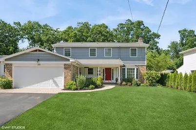 200 W Center Avenue, Lake Bluff, IL 60044 - Photo 1