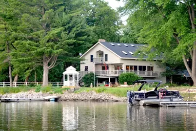 11028 Ventura Boulevard, Machesney Park, IL 60115 - Photo 1