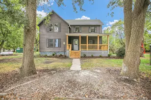 208 E 1790 North Rd, Gilman, IL 60938 - Photo 1