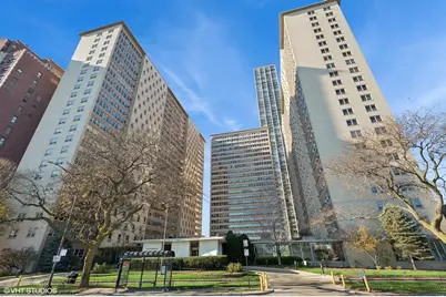 3950 N Lake Shore Drive #2015, Chicago, IL 60613 - Photo 1