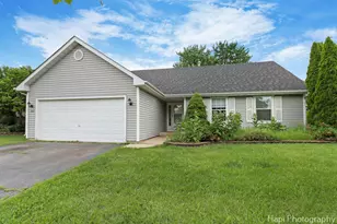 1504 9th St, Harvard, IL 60033 - Photo 1