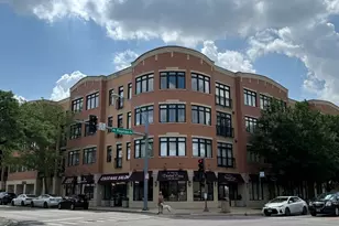 106 S Ridgeland Ave, Oak Park, IL 60302 - Photo 1