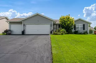 15543 Bryden Dr, South Beloit, IL 61080 - Photo 1