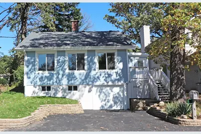 19364 W Fairview Drive, Mundelein, IL 60060 - Photo 1