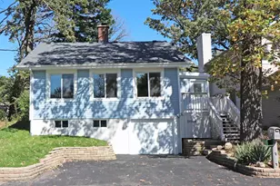 19364 W Fairview Dr, Mundelein, IL 60060 - Photo 1