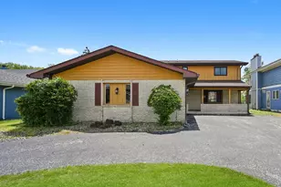 3057 201st Pl, Lynwood, IL 60411 - Photo 1