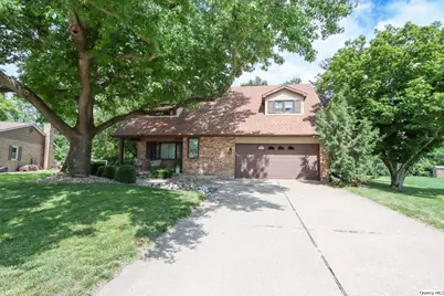 2446 Bradmoor Dr., Quincy, IL 62301 - Photo 1