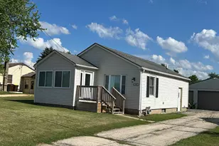 5147 E Chrysler Dr, Belvidere, IL 61008 - Photo 1