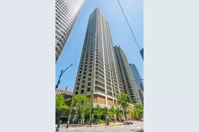 400 E Ohio Street #2001, Chicago, IL 60611 - Photo 1
