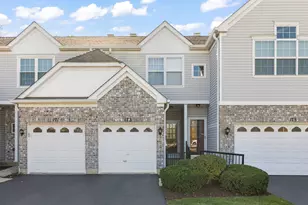 173 Arboretum Dr, Lombard, IL 60148 - Photo 1