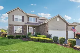 1581 Kenmore Ave, Aurora, IL 60505 - Photo 1