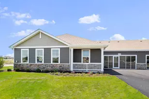 1095 Savannah Ln, Pingree Grove, IL 60140 - Photo 1