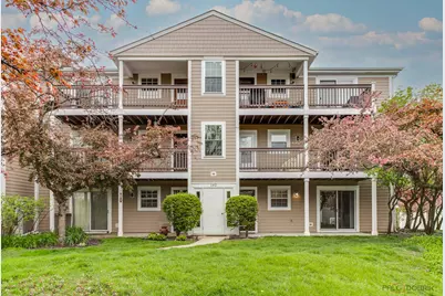 142 E Winchester Road #B, Libertyville, IL 60048 - Photo 1