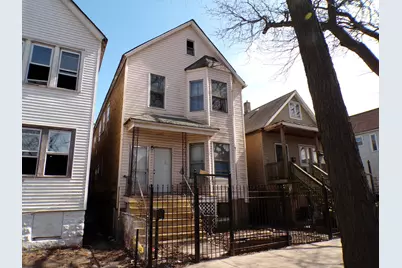8417 S Mackinaw Avenue, Chicago, IL 60617 - Photo 1