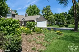 165 E Raleigh Ct, Bloomingdale, IL 60108 - Photo 1