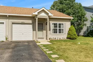 685 Zachary Dr, Romeoville, IL 60446 - Photo 1