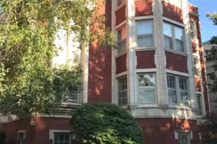 208 N Oak Park Ave, Oak Park, IL 60302 - Photo 1