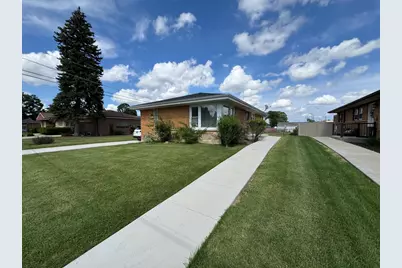 2115 Sunnyside Avenue, Westchester, IL 60154 - Photo 1
