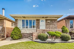 11531 S Ave J, Chicago, IL 60617 - Photo 1