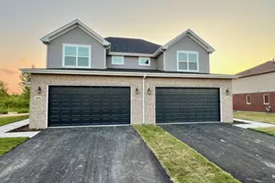 20912 Barker St, Lynwood, IL 60411 - Photo 1